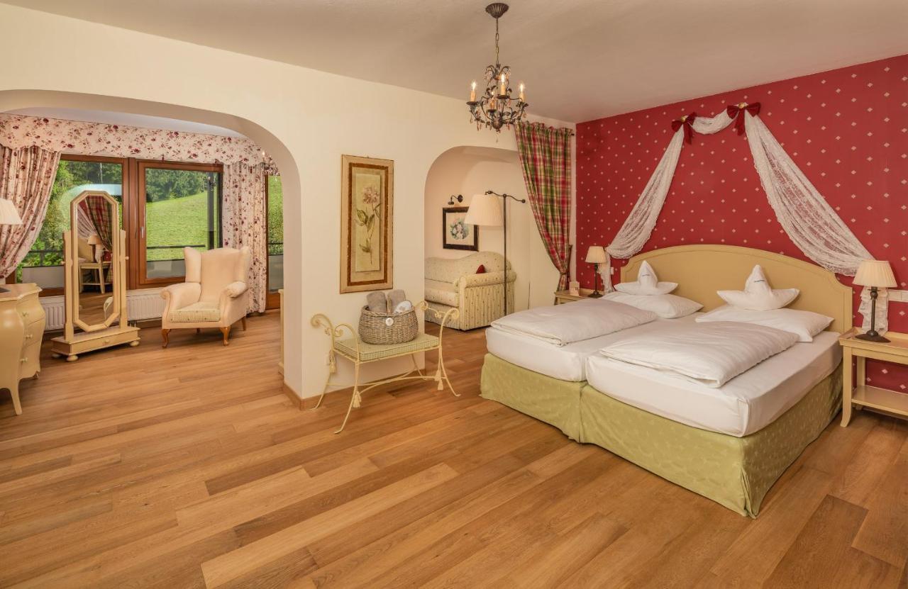 Royal Hotel Hinterhuber ريسكوني المظهر الخارجي الصورة