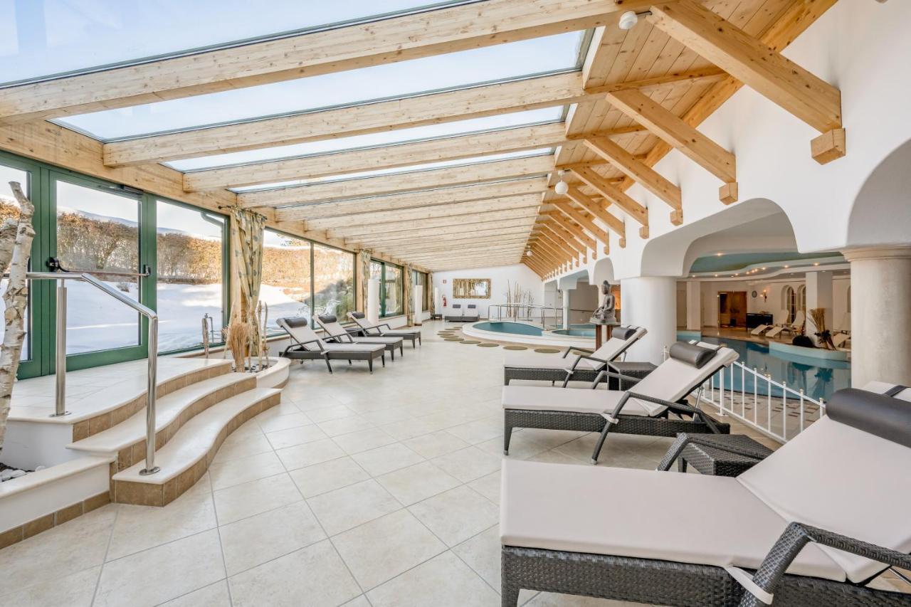 Royal Hotel Hinterhuber ريسكوني المظهر الخارجي الصورة