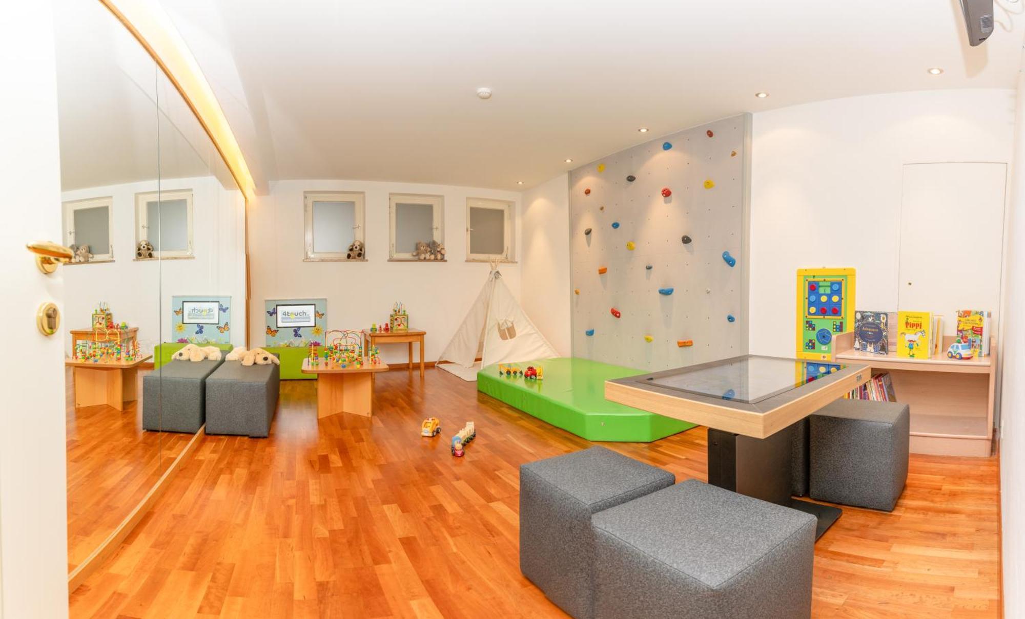 Royal Hotel Hinterhuber ريسكوني المظهر الخارجي الصورة