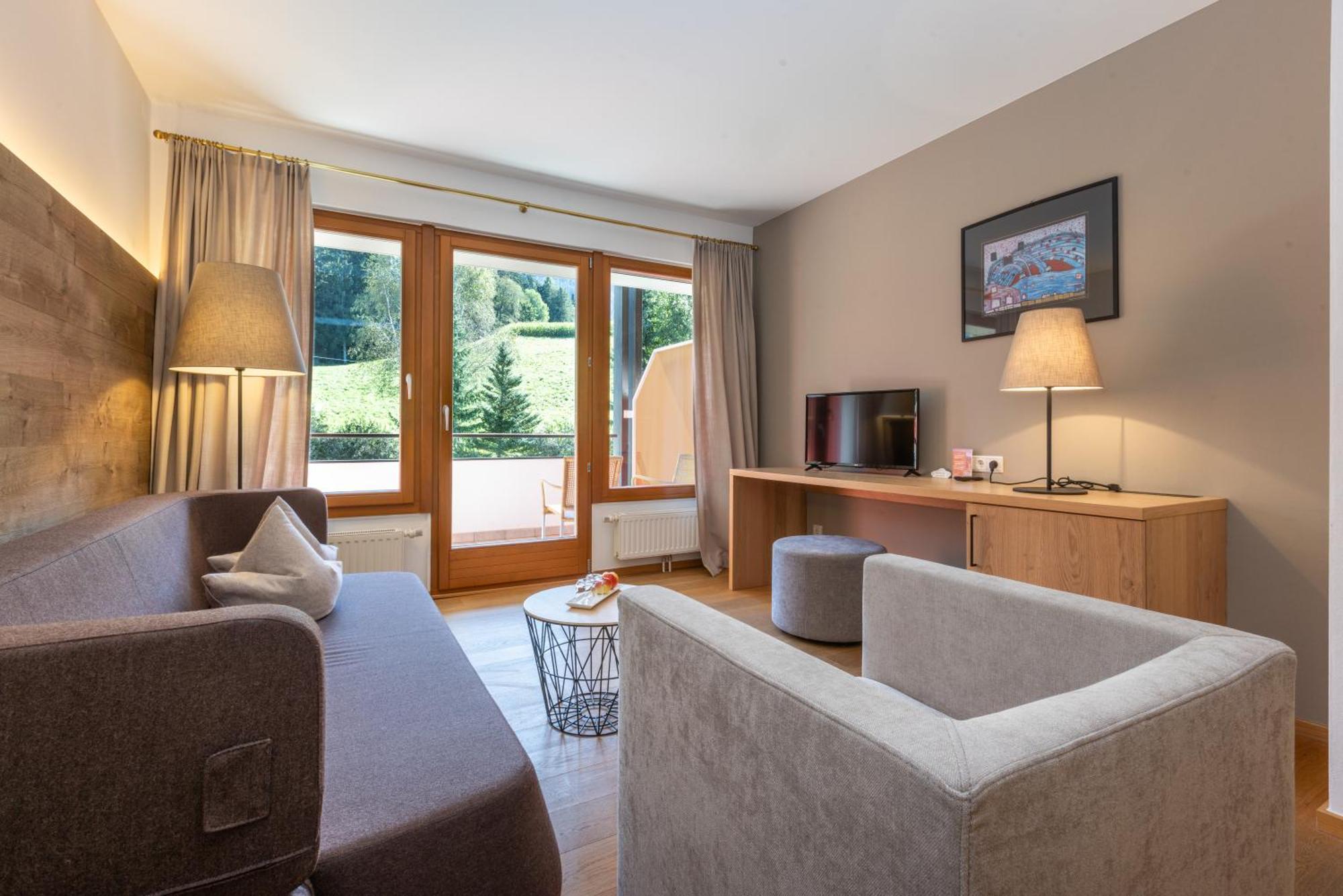Royal Hotel Hinterhuber ريسكوني المظهر الخارجي الصورة