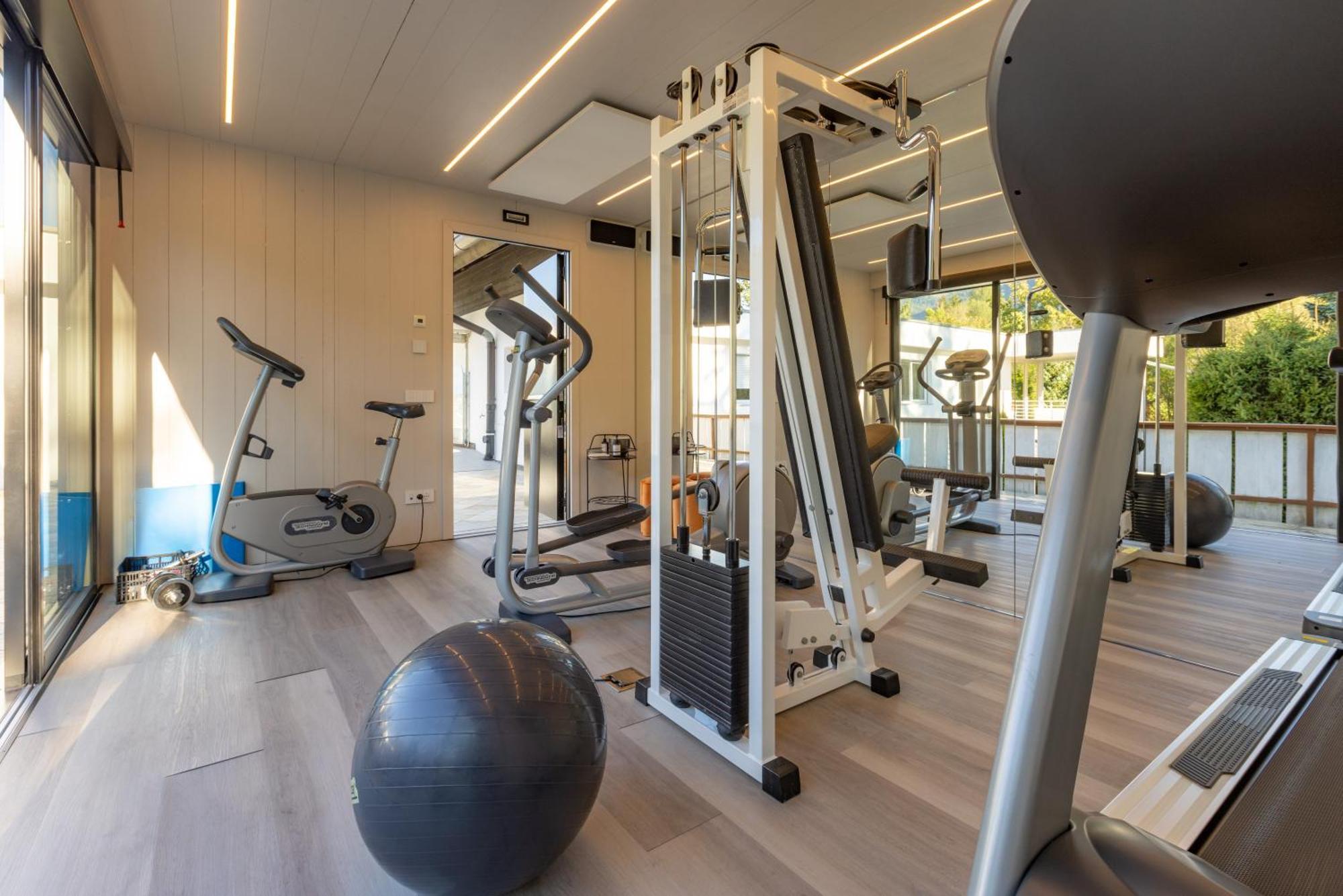 Royal Hotel Hinterhuber ريسكوني المظهر الخارجي الصورة